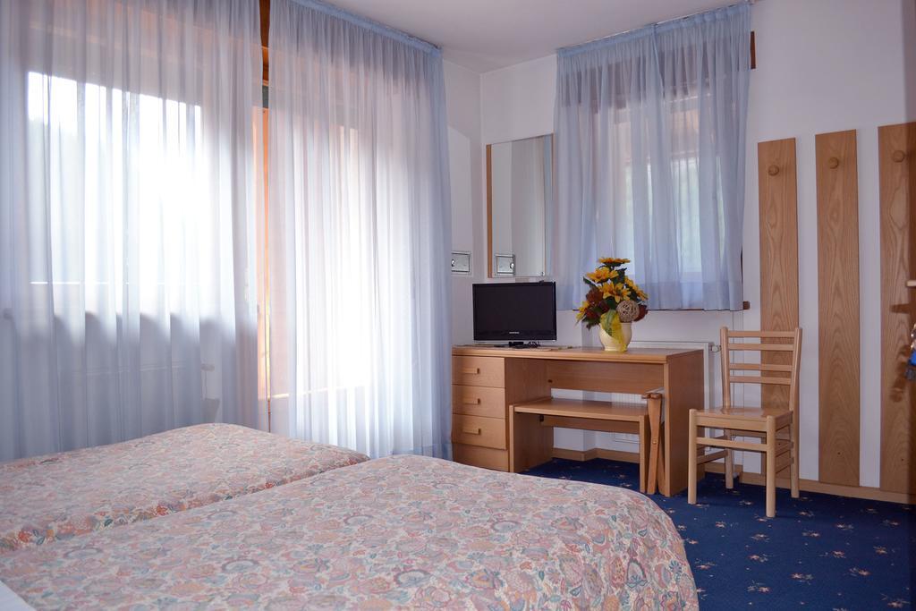 Hotel Coldai อัลเลเก ภายนอก รูปภาพ