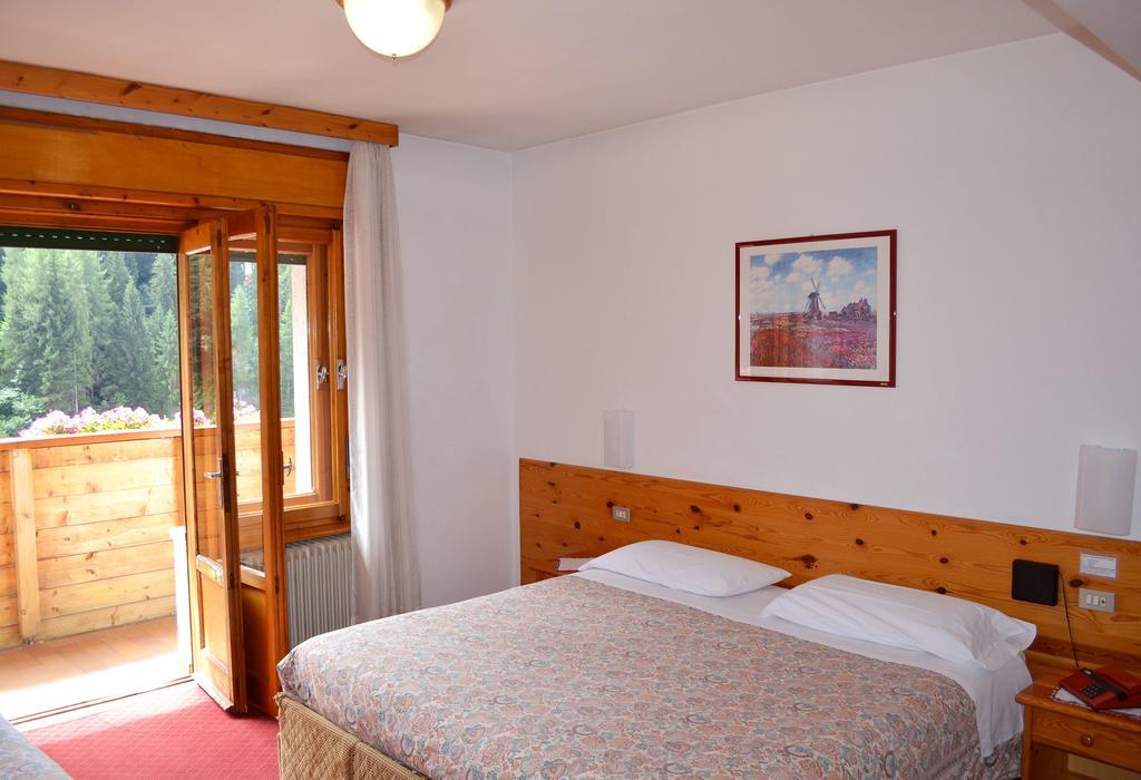 Hotel Coldai อัลเลเก ภายนอก รูปภาพ