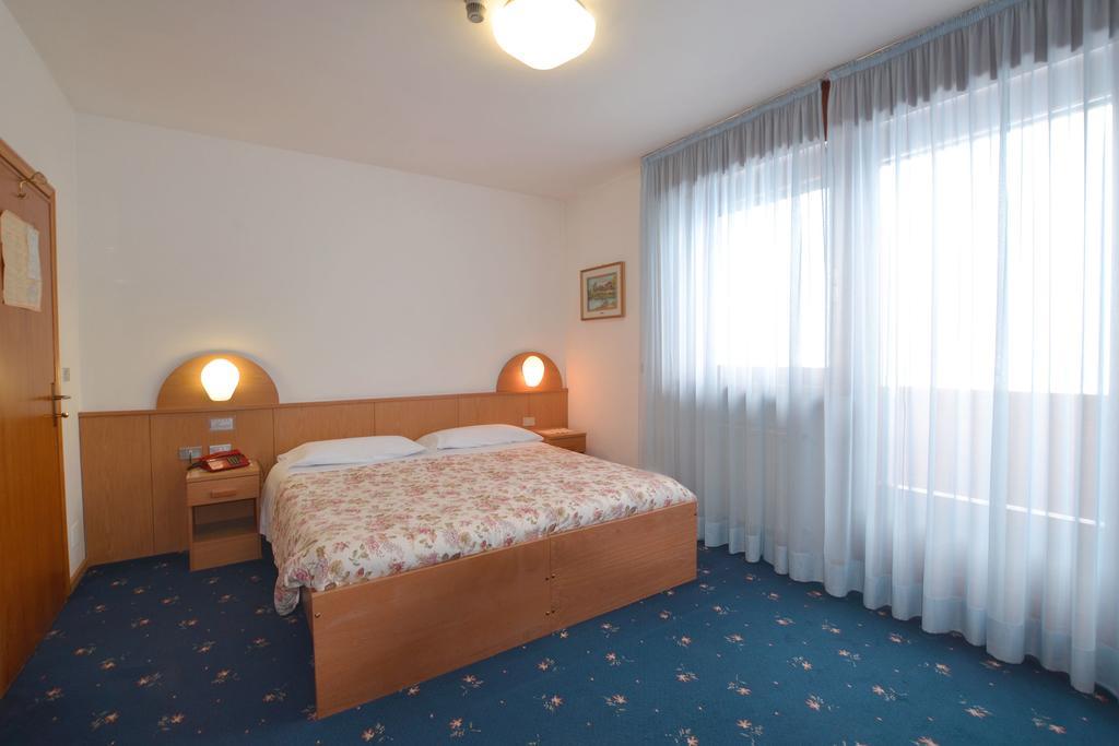 Hotel Coldai อัลเลเก ภายนอก รูปภาพ