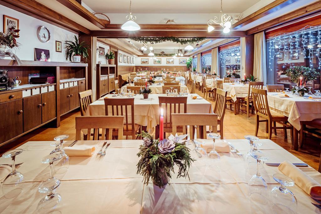Hotel Coldai อัลเลเก ภายนอก รูปภาพ